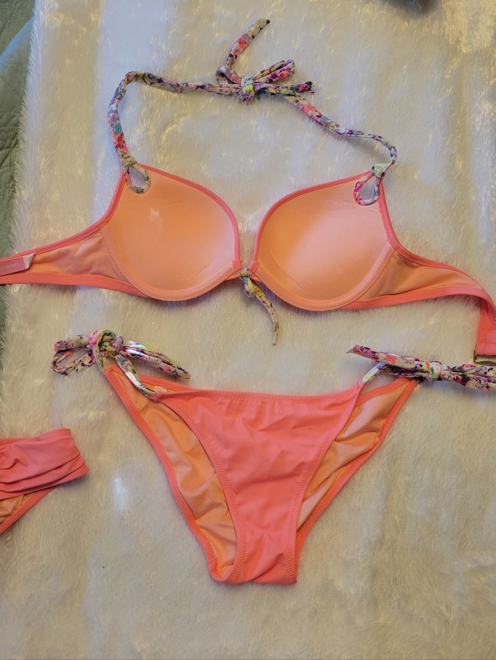 NWOT Victorias Push Up Swim Bikini Set - Picture 7 of 9